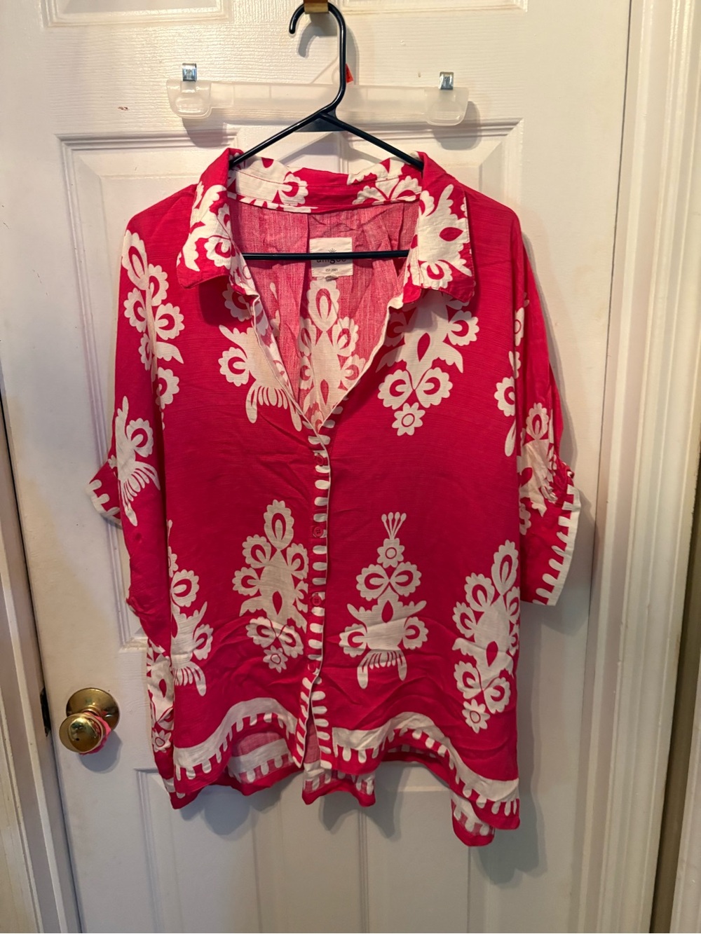 Umgee Pink and White Floral Button-Down Resort Shirt